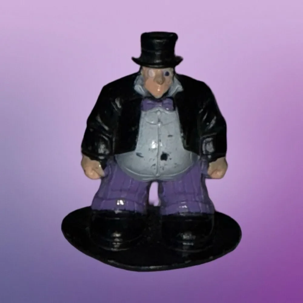 Vintage DC Comics Batman  The Penguin  Mini Figure Cake Topper Toy 1.5” B20